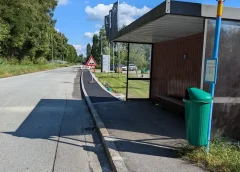 Gehweg zur Bushaltestelle Donauhof