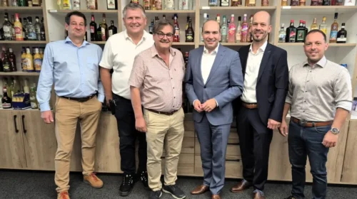 Alkoholsteuer: Rola fordert Nachbesserung MdB Florian Oßner unterstützt Kompromissvorschlag des Rottenburger Herstellers