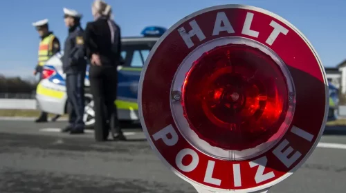 bayerische Polizei - Flucht, Kontrolle